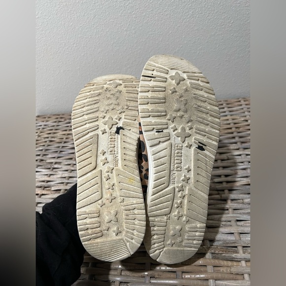 Hey Dude Wendy Funk Cheetah size 8, GUC, slip-on, casual, popular - Picture 5 of 7